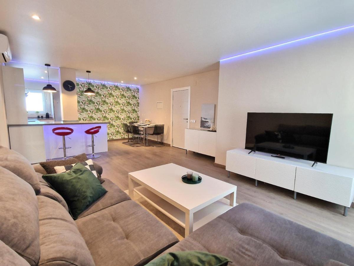 Emerald Apartment - Spacious Modern 2 Bedroom Benalmadena Ngoại thất bức ảnh